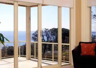 Aluminium hinged door