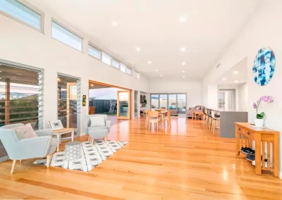 Lower level Breezway louvres allow fresh cool air to circulate